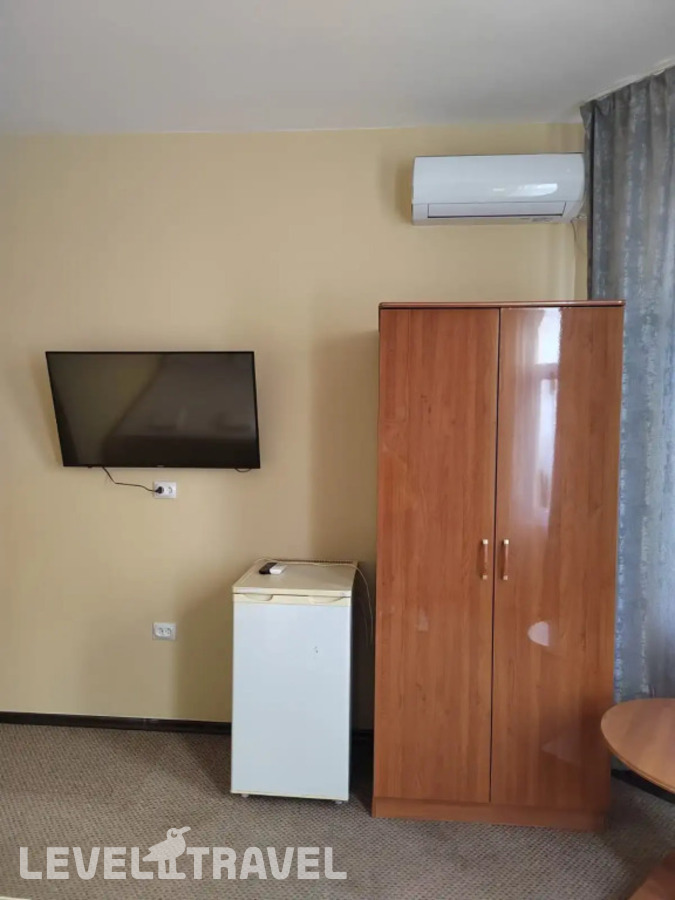 фотографии номера Трехместный с красивым видом из окна отеля Optima Guest House в Россия(Адлер) - фото №6