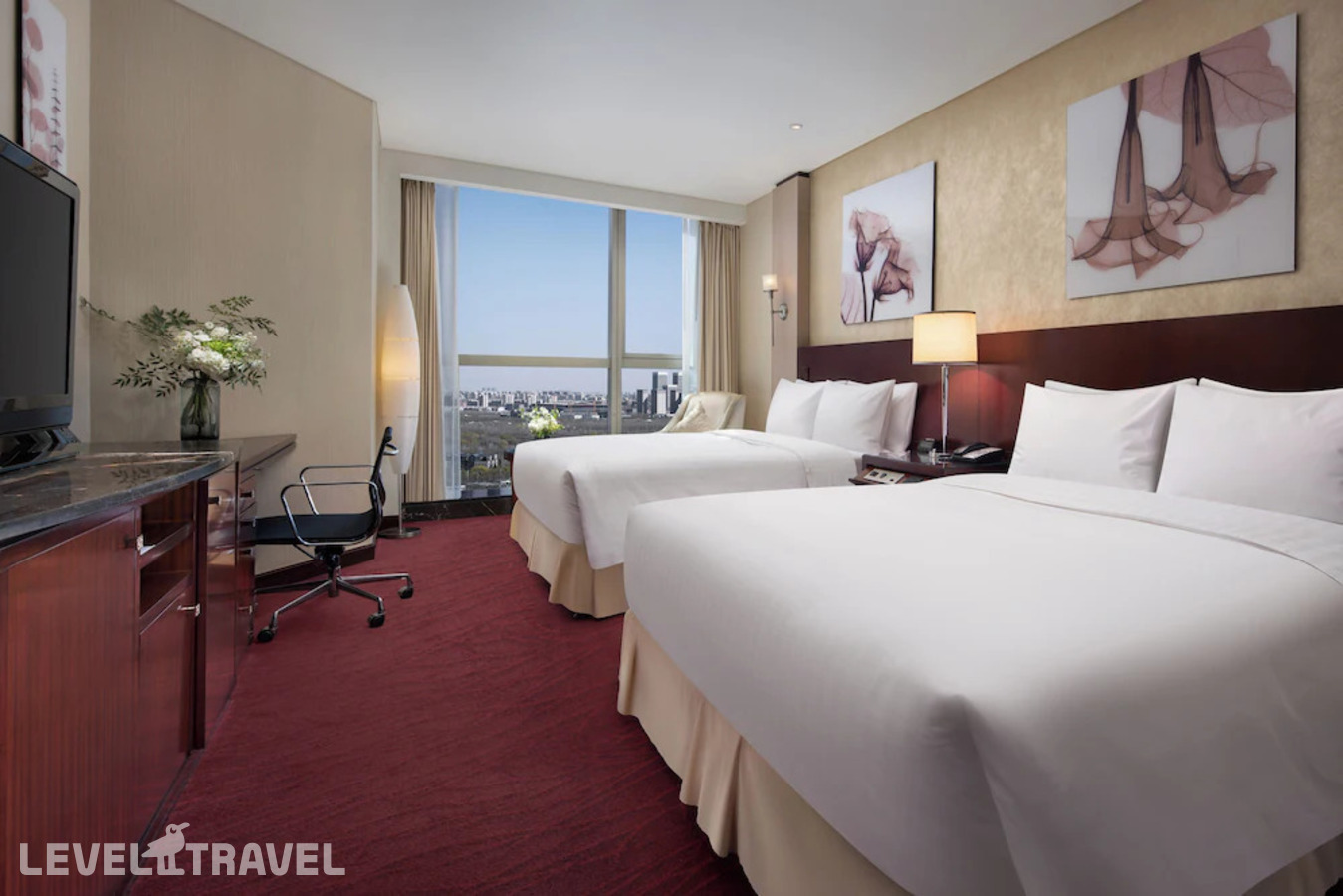 фотографии номера Делюкс с видом на город (две двуспальные кровати) отеля Beijing Marriott Hotel Northeast в Китай(Пекин) - фото №1