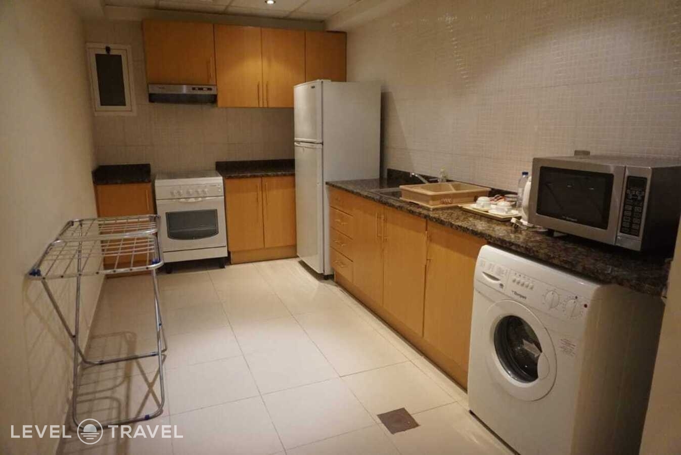 фотографии номера Номер (2 спальни) отеля Golden Tulip Sharjah в ОАЭ(Шарджа) - фото №2