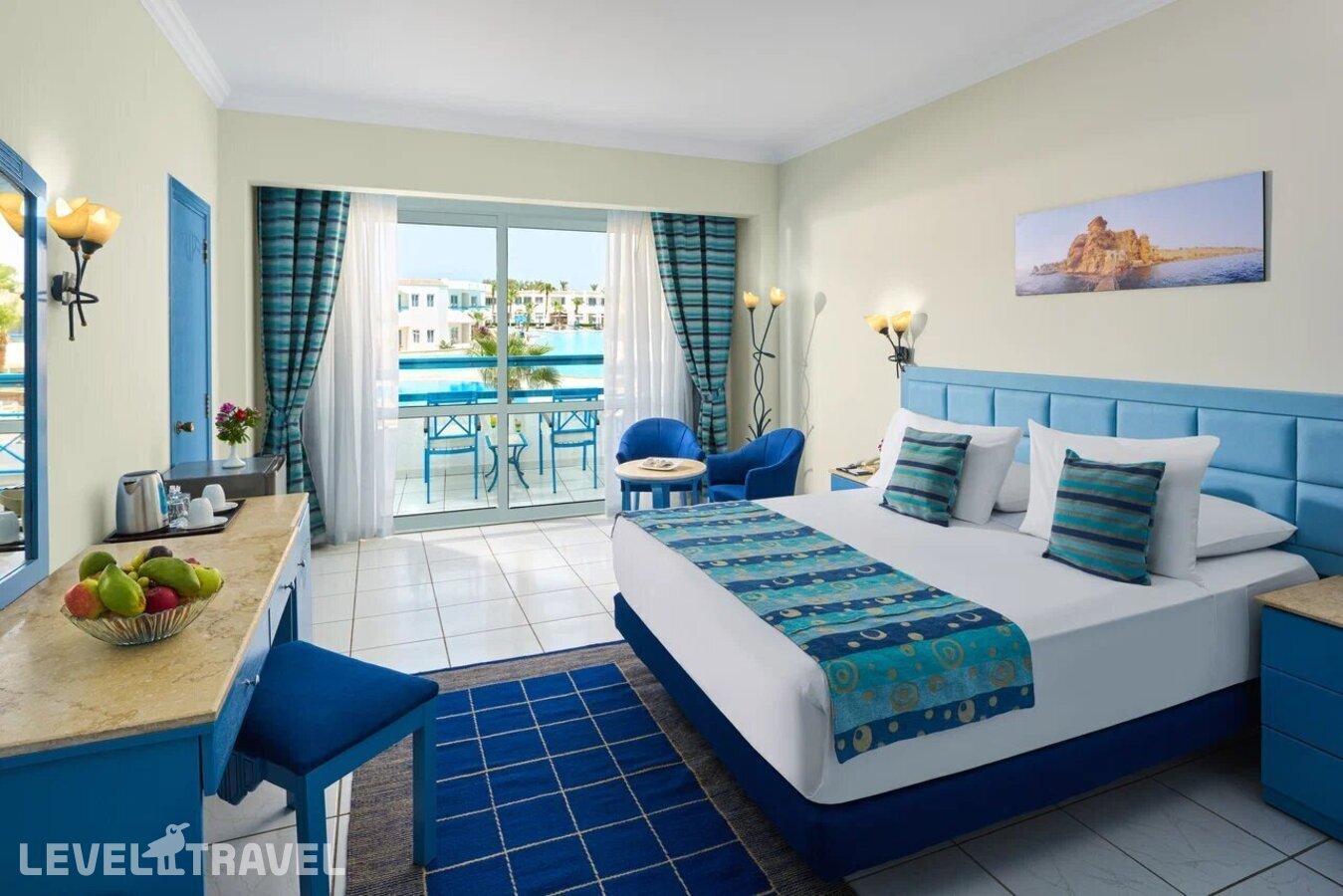 фотографии номера Улучшенный с видом на бассейн отеля WB TRAVEL Dreams Vacation Resort в Египет(Тауэр Бэй) - фото №2
