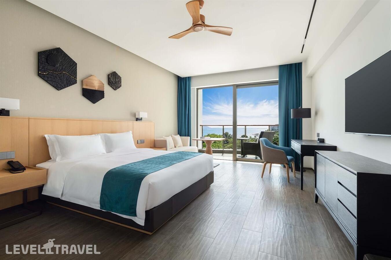фотографии номера Номер Supreme с видом на море отеля Sanya Junji Seaview Hotel в Китай(Санья) - фото №1