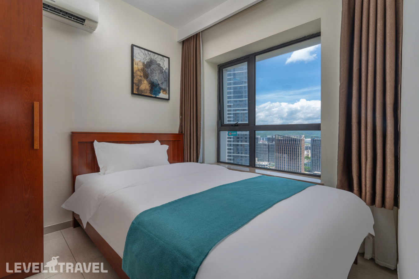 фотографии номера Люкс с видом на город отеля Paxton Vacances Hotels & Resorts Sanya в Китай(Санья) - фото №2