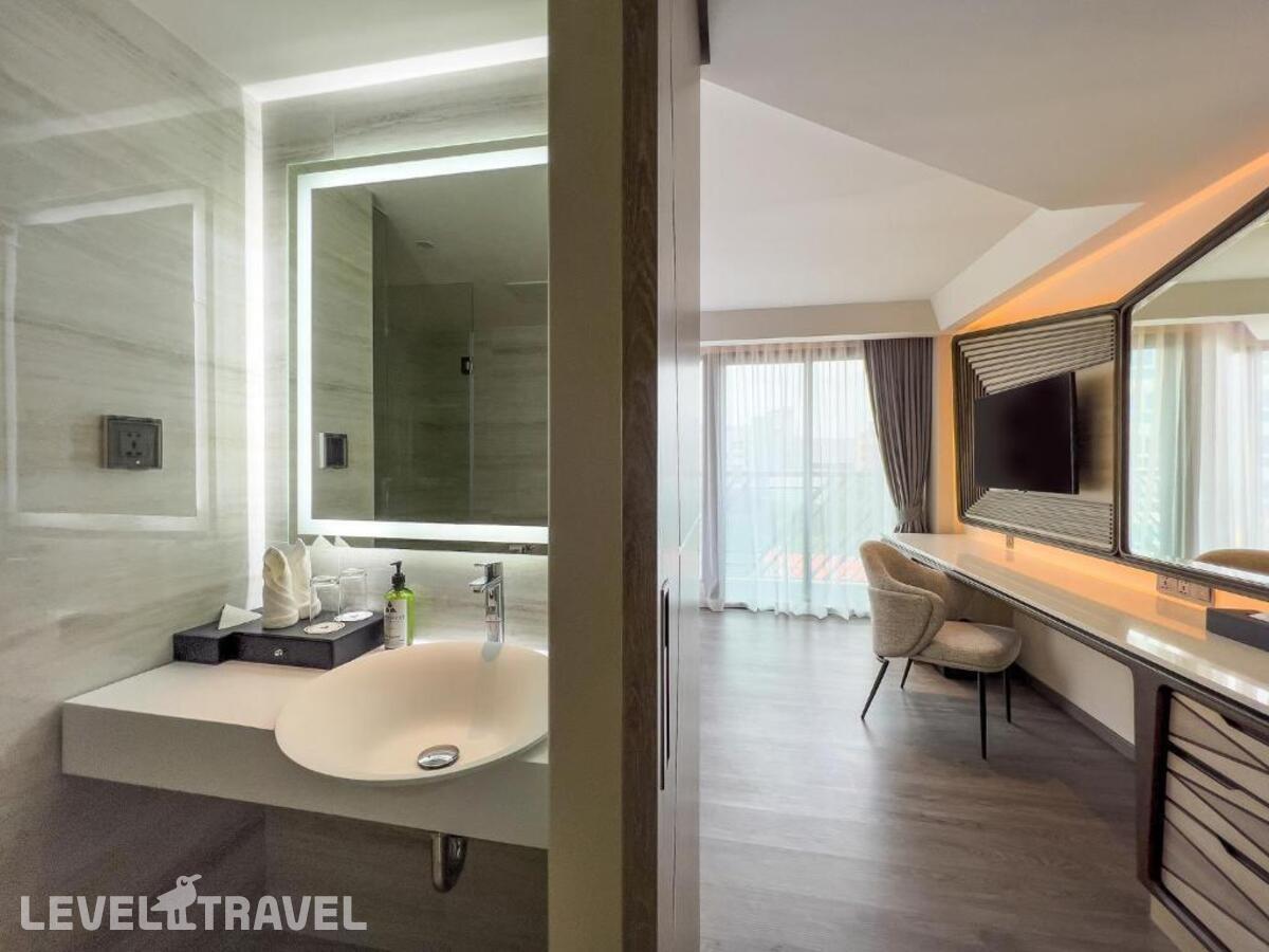 фотографии номера Делюкс (две односпальные кровати) отеля Amethyst Hotel Pattaya в Таиланд(Центральная Паттайя) - фото №2