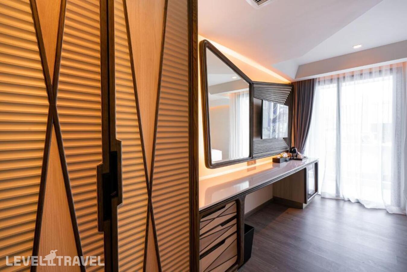 фотографии номера Номер Премьер отеля Amethyst Hotel Pattaya в Таиланд(Центральная Паттайя) - фото №6