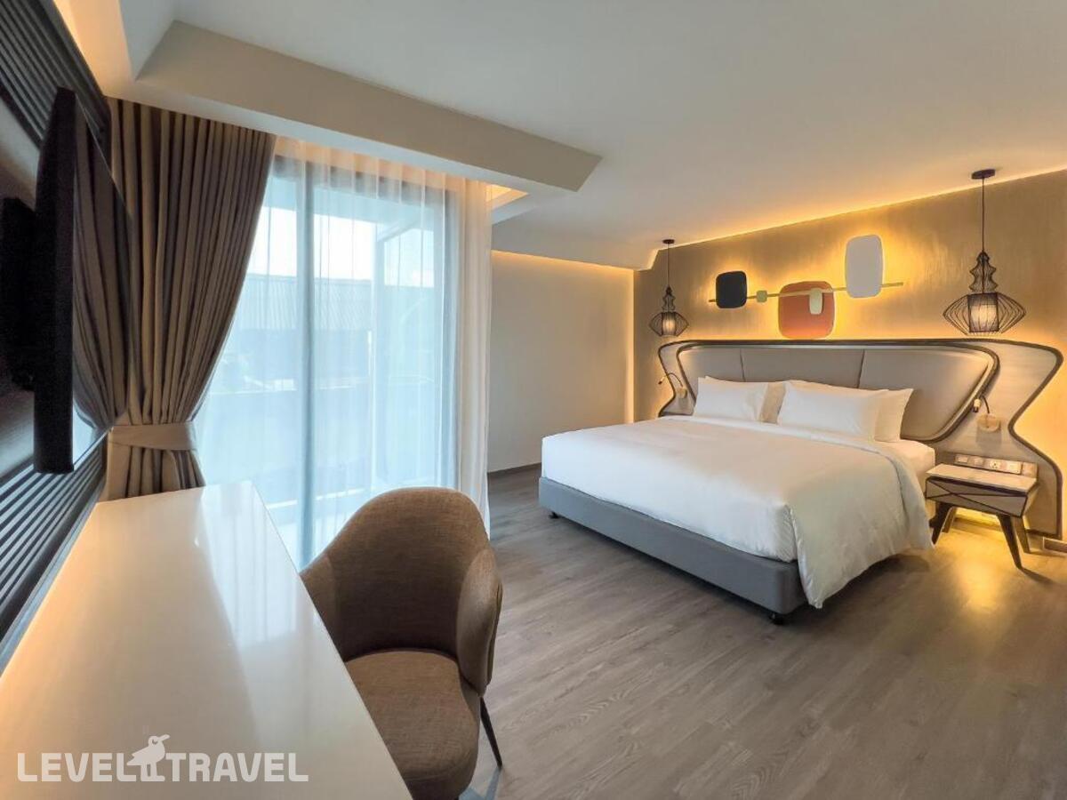 фотографии номера Номер Премьер отеля Amethyst Hotel Pattaya в Таиланд(Центральная Паттайя) - фото №1