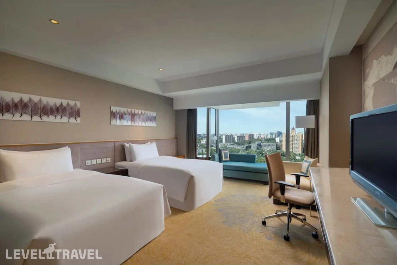 фотографии номера Премиум с видом на город (две односпальные кровати) отеля Crowne Plaza Beijing Sun Palace в Китай(Пекин) - фото №2