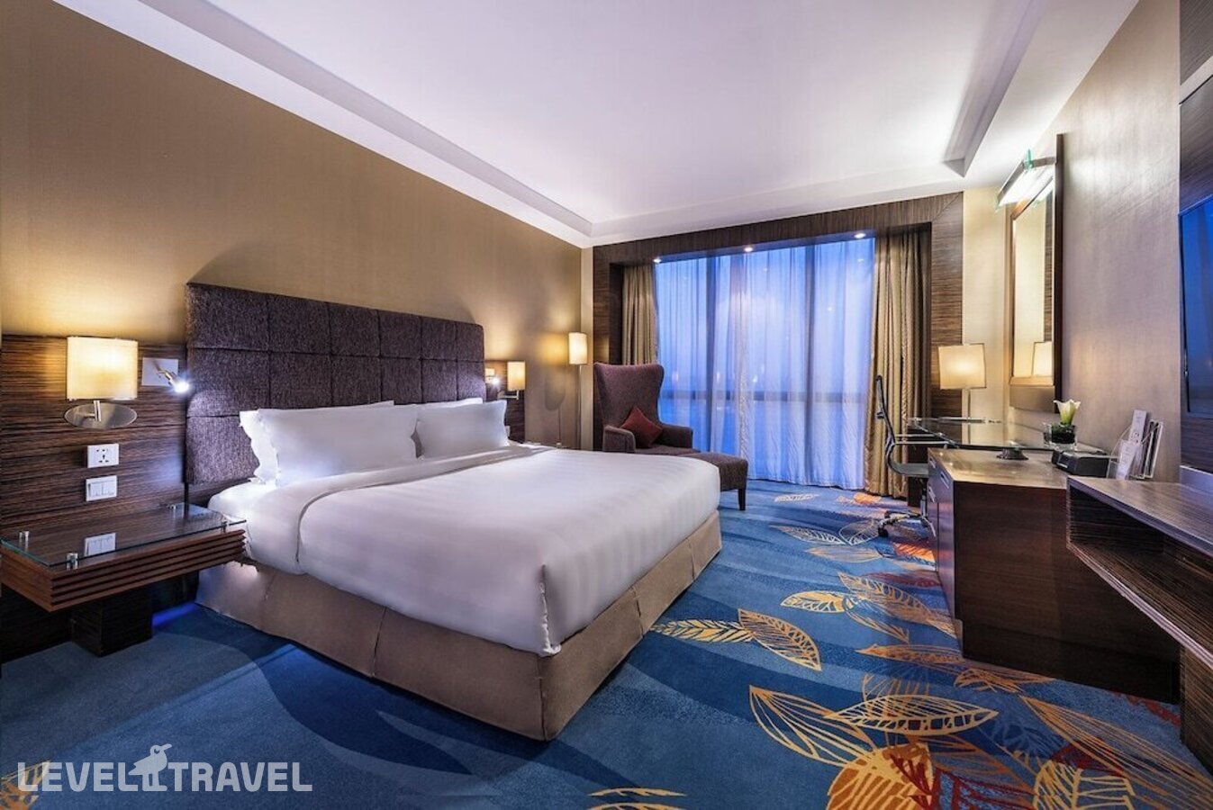фотографии номера Представительский люкс отеля Peace Hotel Beijing в Китай(Пекин) - фото №4