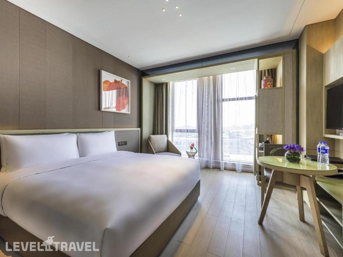 фотографии номера Улучшенный номер отеля Novotel Shanghai Clover в Китай(Шанхай) - фото №1