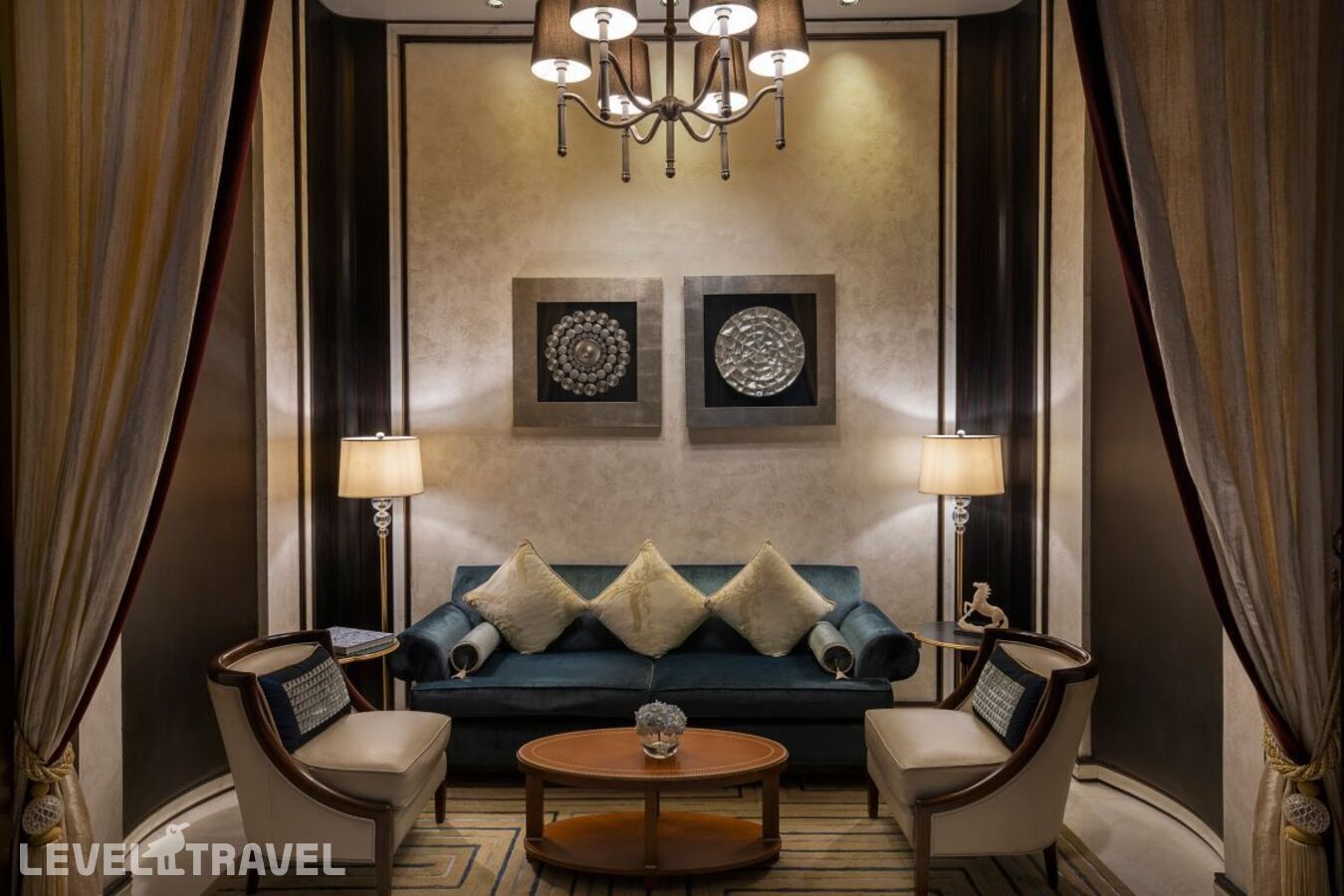 фотографии номера Люкс Abu Dhabi (3 спальни) отеля The St. Regis Hotel Abu Dhabi в ОАЭ(Абу-Даби) - фото №1