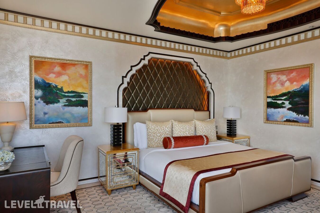 фотографии номера Люкс Abu Dhabi (3 спальни) отеля The St. Regis Hotel Abu Dhabi в ОАЭ(Абу-Даби) - фото №3
