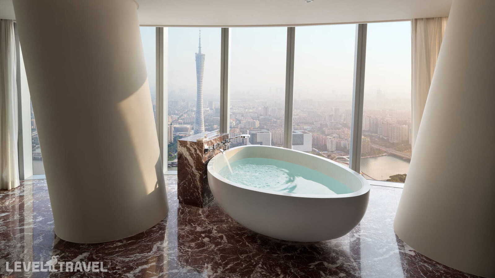 фотографии номера Клубный премьер отеля Four Seasons Guangzhou в Китай(Гуанчжоу) - фото №3