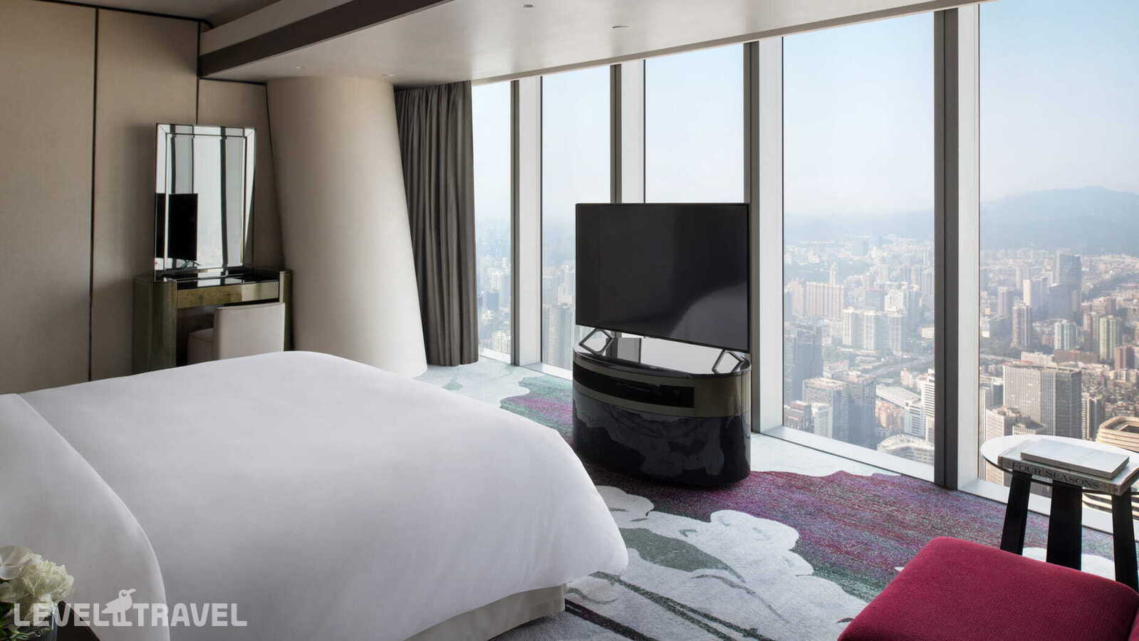 фотографии номера Люкс роскошный отеля Four Seasons Guangzhou в Китай(Гуанчжоу) - фото №5