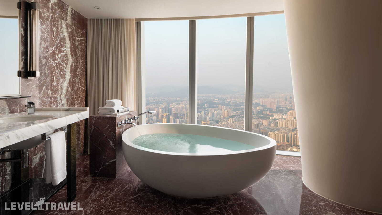 фотографии номера Роскошный люкс с видом на реку отеля Four Seasons Guangzhou в Китай(Гуанчжоу) - фото №3