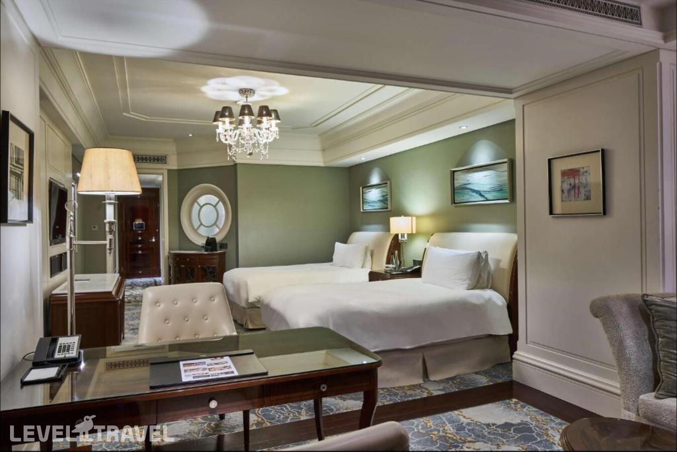 фотографии номера Делюкс (две двуспальные кровати) отеля Waldorf Astoria Shanghai On The Bund в Китай(Шанхай) - фото №5