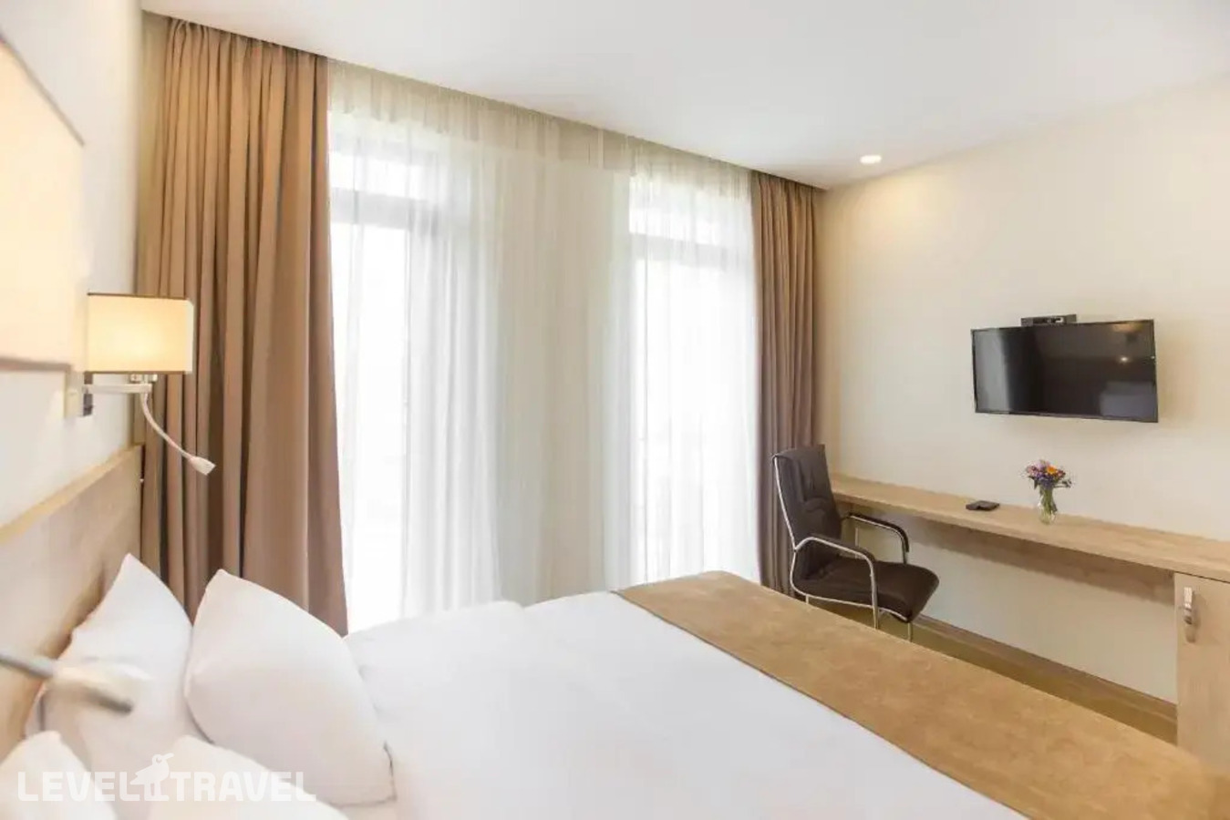 фотографии номера Стандартный номер отеля Atrium Boutique Hotel (Ex. Bridge Boutique Hotel) в Грузия(Тбилиси) - фото №4