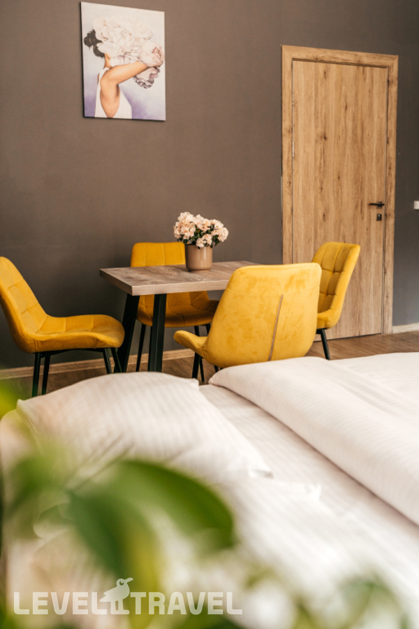 Четырёхместный семейный номер Comfort с 2 комнатами — фото 3
