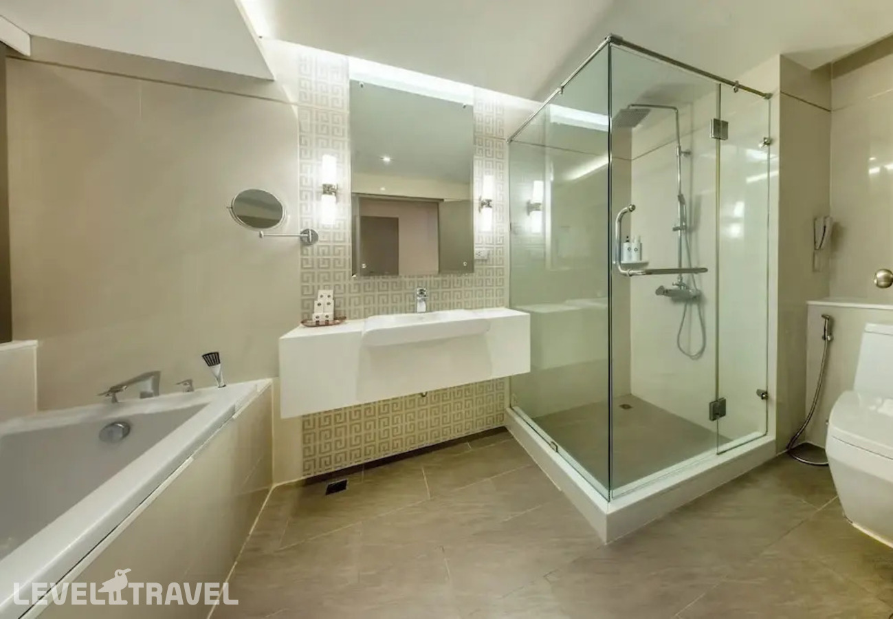 фотографии номера Четырехместный семейный отеля Royal Benja Hotel в Таиланд(Бангкок) - фото №10