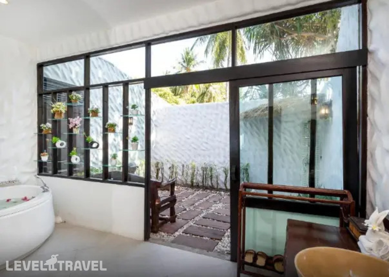 фотографии номера Двухместный номер Beach front двуспальная кровать отеля Rayaburi Resort (Racha Island) в Таиланд(Ко Рача Яй) - фото №11