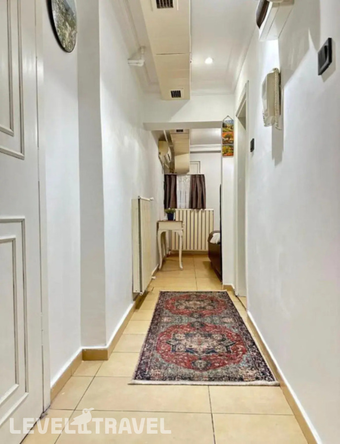 фотографии номера Четырехместный с балконом отеля Апарт-Отель Elegance Cihangir Apart в Турция(Таксим) - фото №2