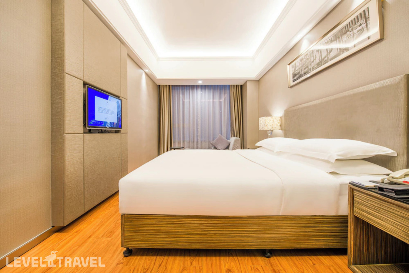 фотографии номера Улучшенный номер отеля La Perle International Hotel в Китай(Гуанчжоу) - фото №2