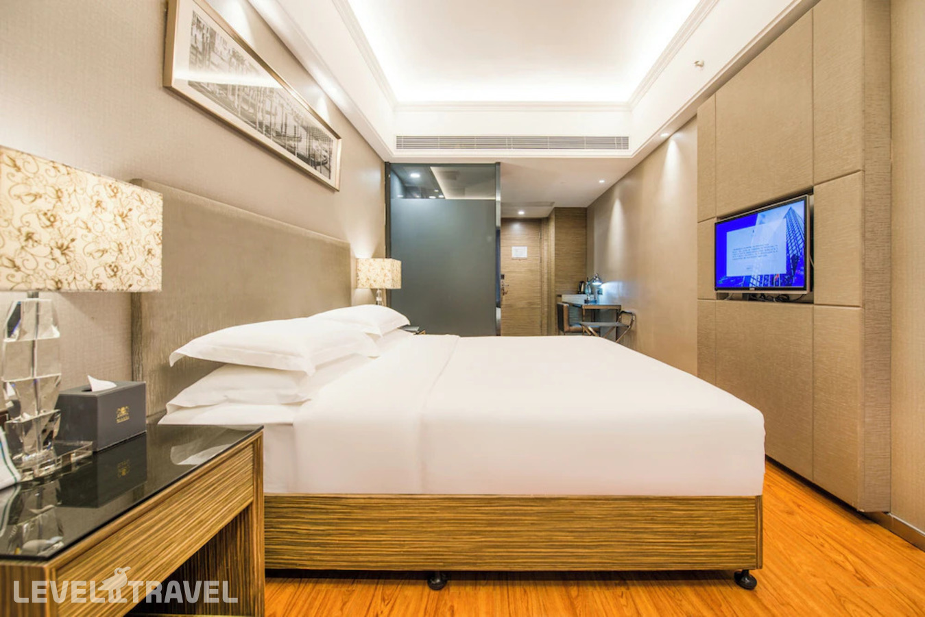 фотографии номера Улучшенный номер отеля La Perle International Hotel в Китай(Гуанчжоу) - фото №3