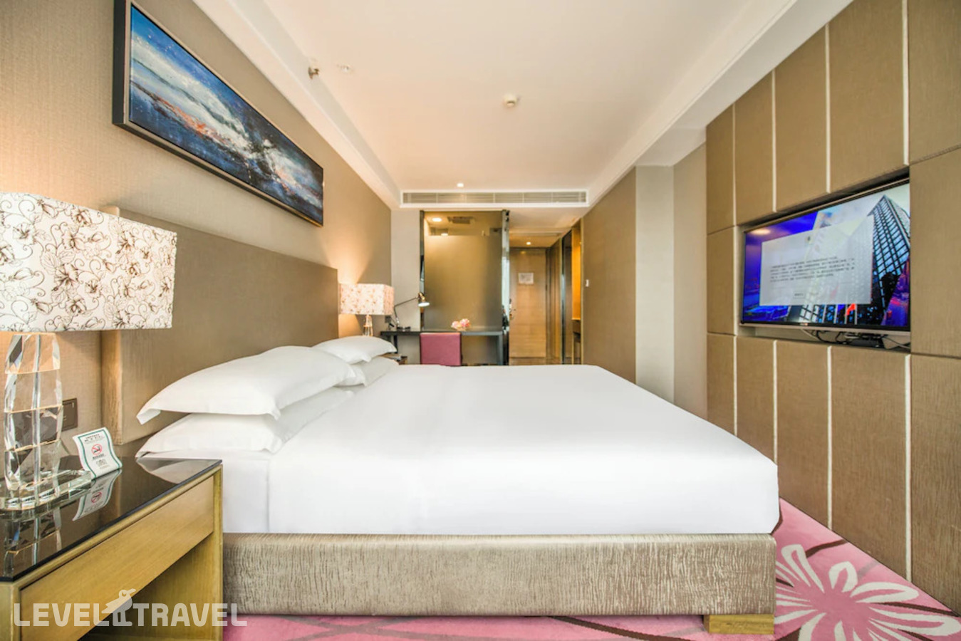 фотографии номера Представительский номер отеля La Perle International Hotel в Китай(Гуанчжоу) - фото №1