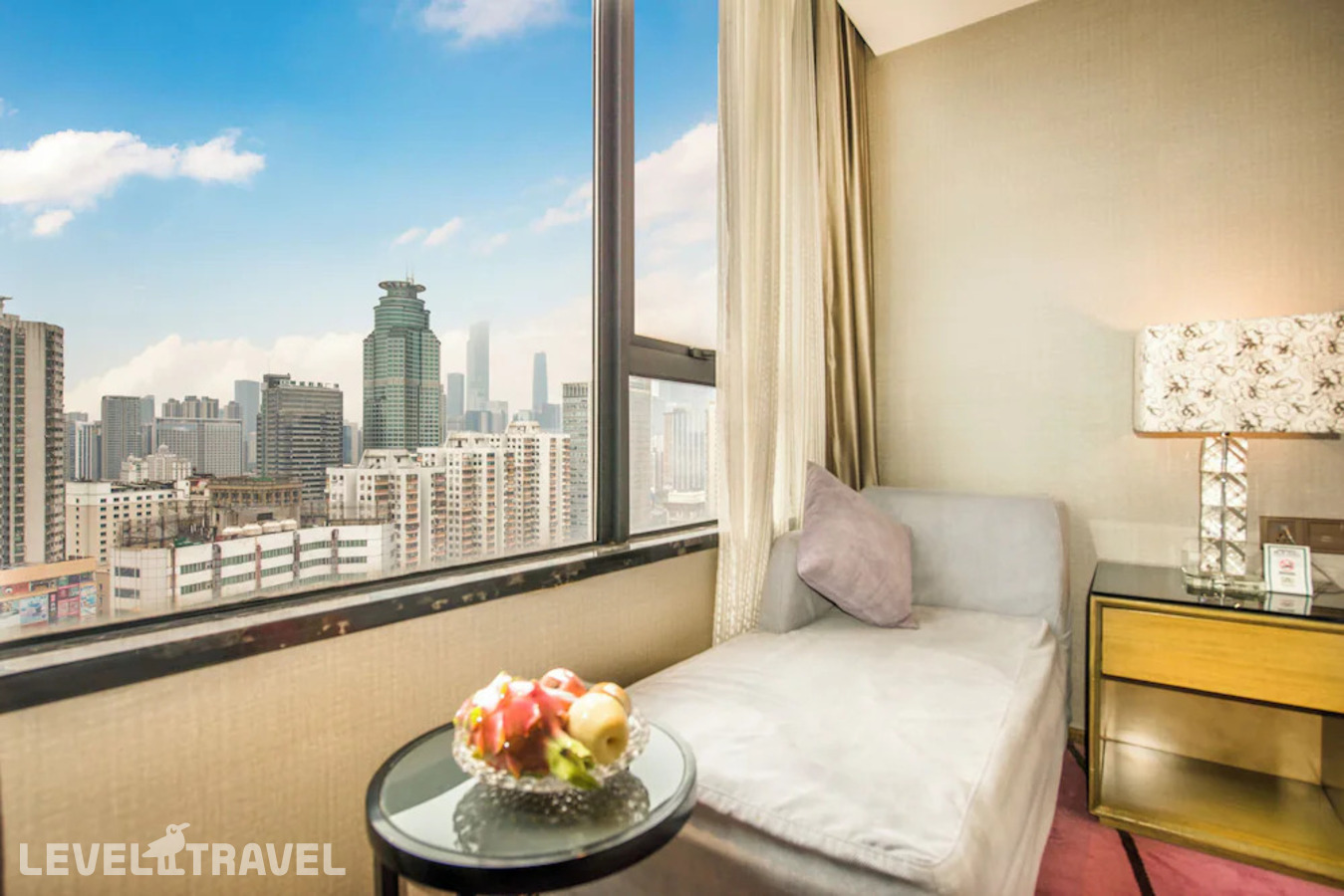 фотографии номера Представительский номер отеля La Perle International Hotel в Китай(Гуанчжоу) - фото №5