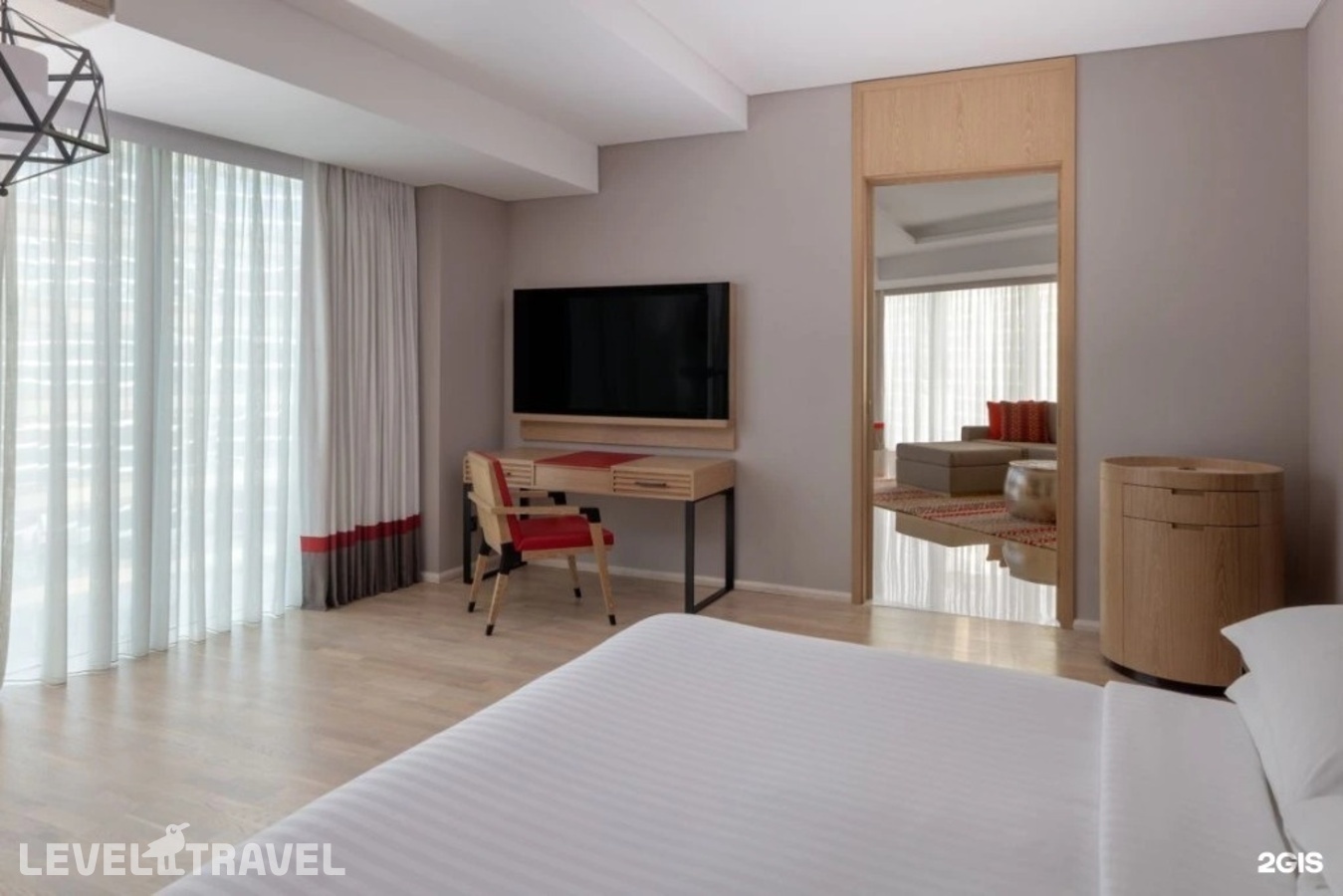 Люкс с видом на город — фото 3