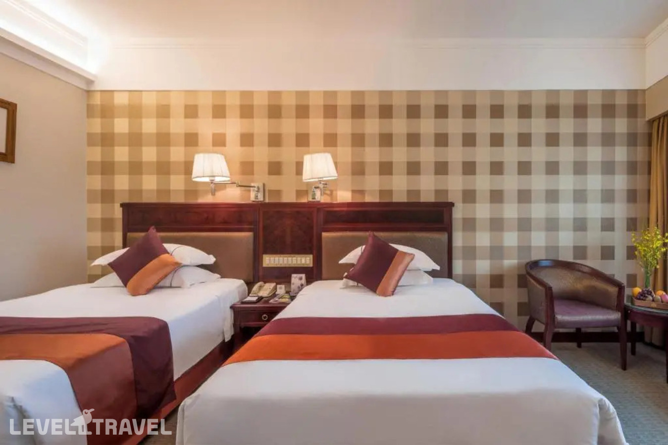 фотографии номера Делюкс (две односпальные кровати) отеля Asia International Hotel Guangzhou в Китай(Гуанчжоу) - фото №2