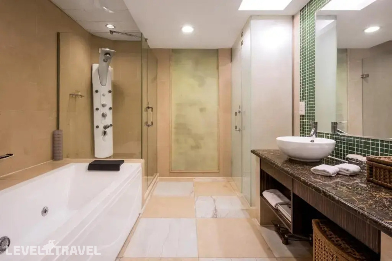 фотографии номера Представительский люкс отеля Asia International Hotel Guangzhou в Китай(Гуанчжоу) - фото №2