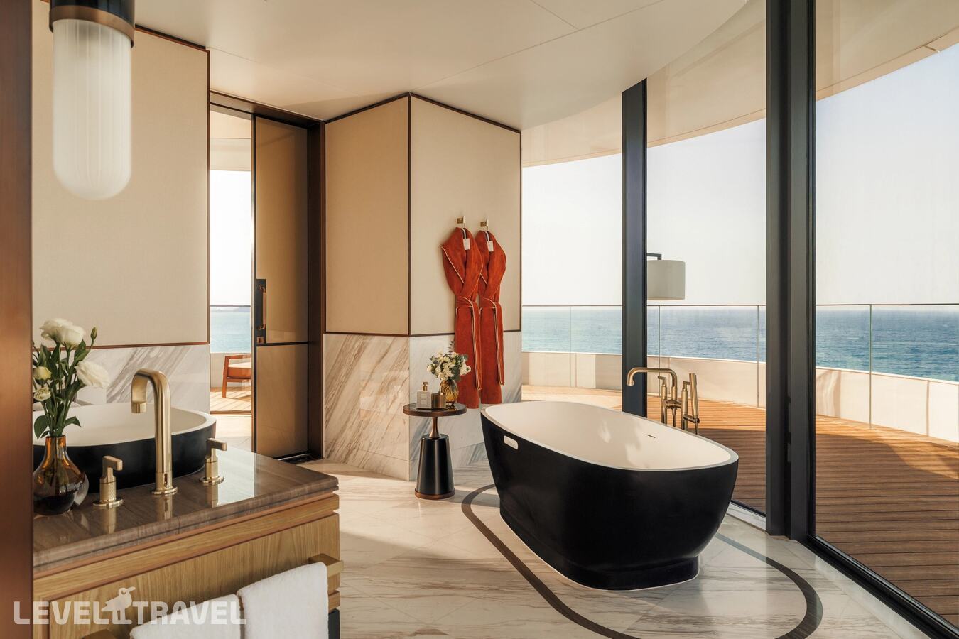 Люкс Ocean Grand с террасой — фото 3