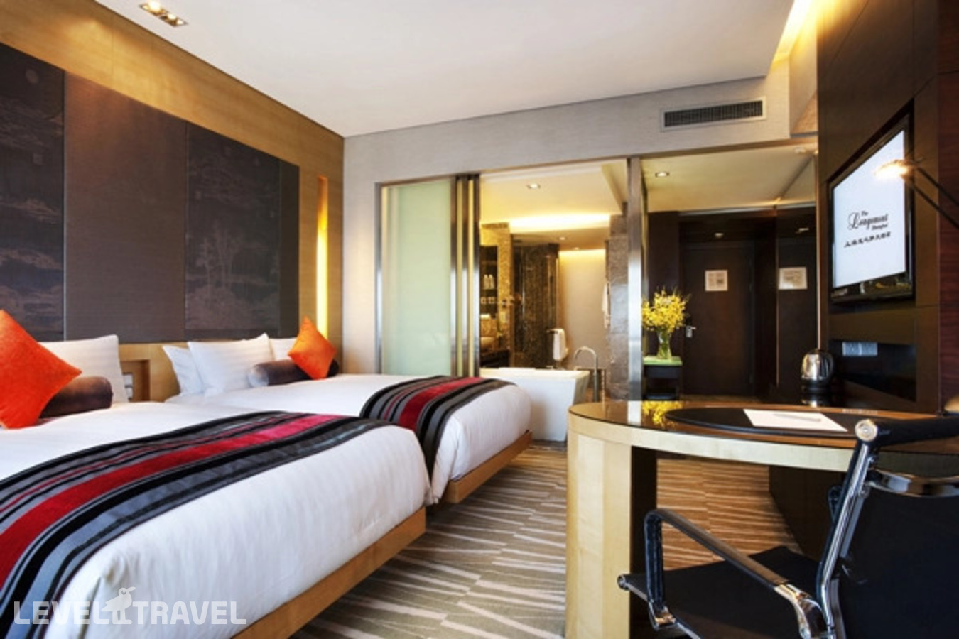 фотографии номера Клубный номер (две односпальные кровати) отеля The Longemont Hotel Shanghai в Китай(Шанхай) - фото №1