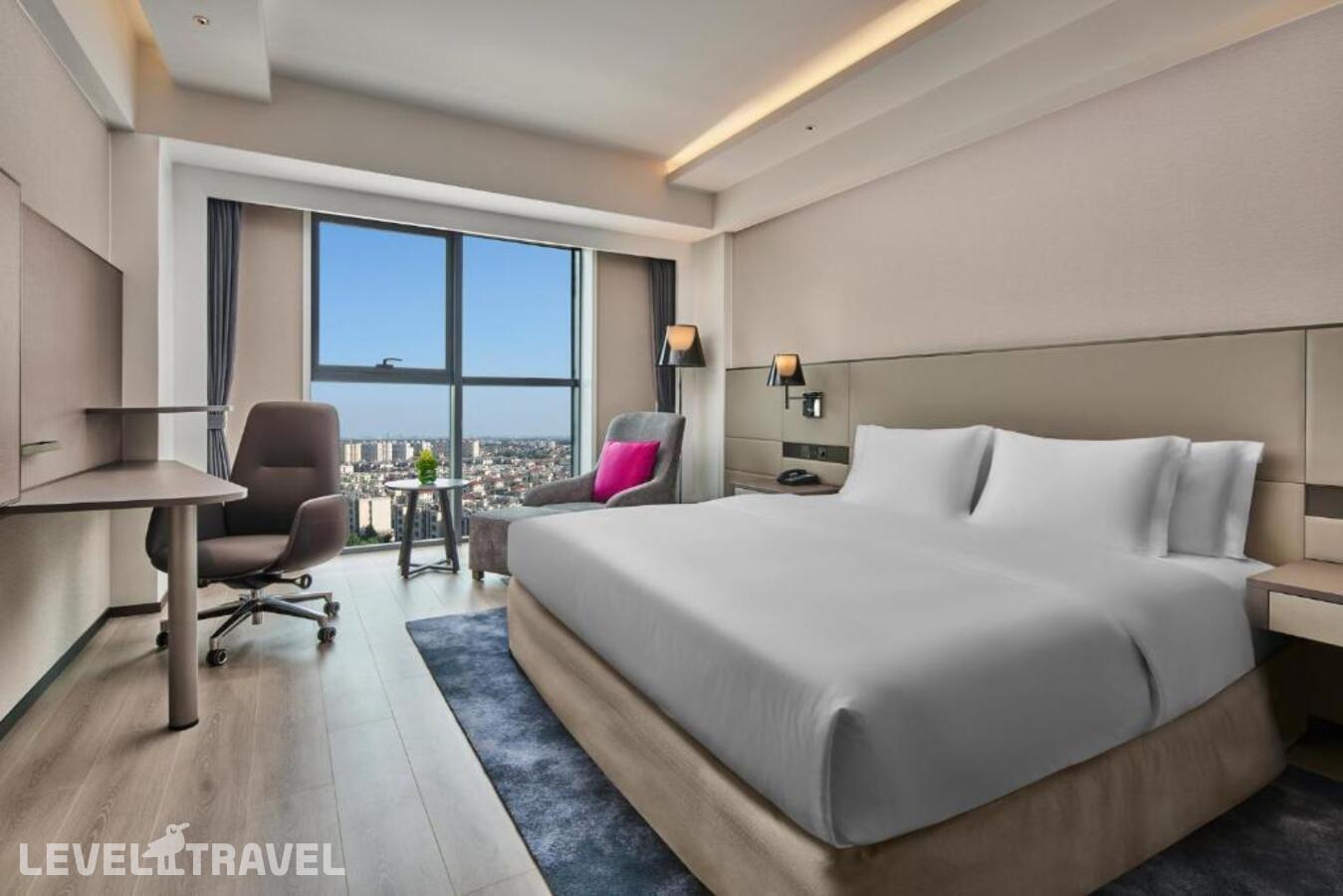 фотографии номера Стандартный номер отеля Crowne Plaza Beijing International Airport, An Ihg Hotel в Китай(Пекин) - фото №1
