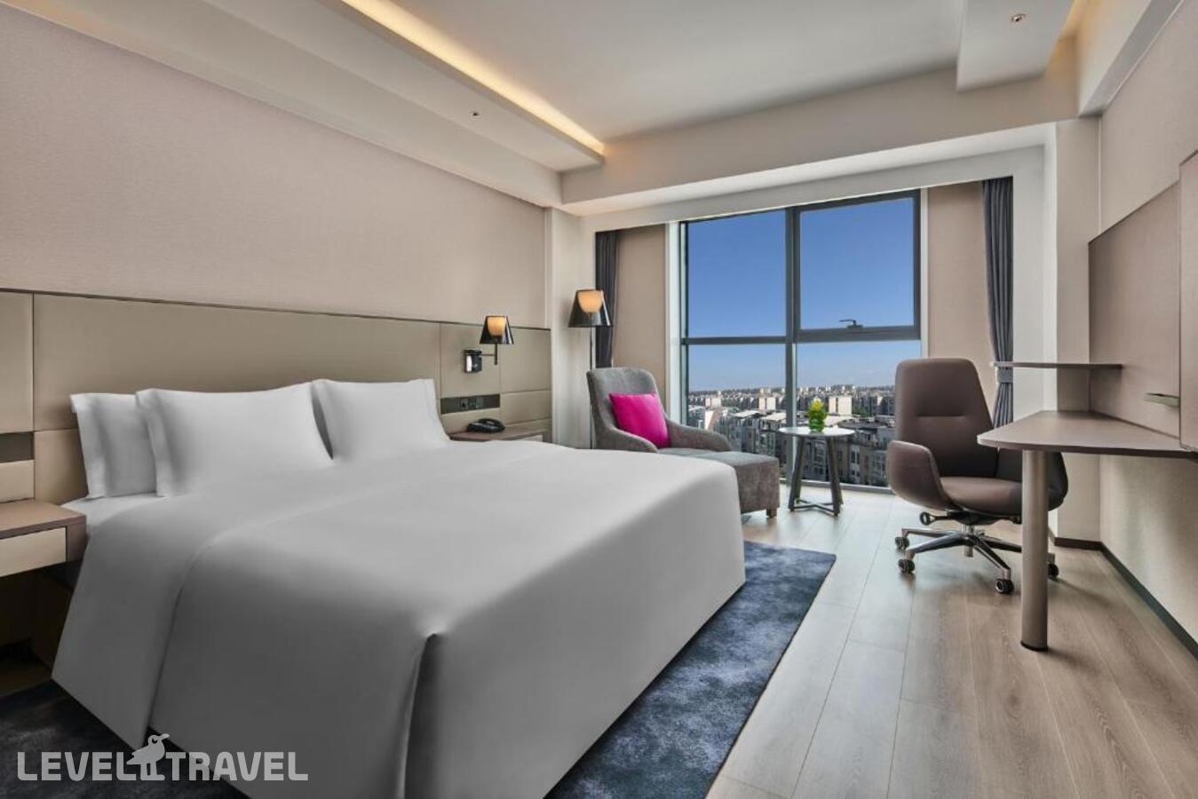 фотографии номера Стандартный номер отеля Crowne Plaza Beijing International Airport, An Ihg Hotel в Китай(Пекин) - фото №2