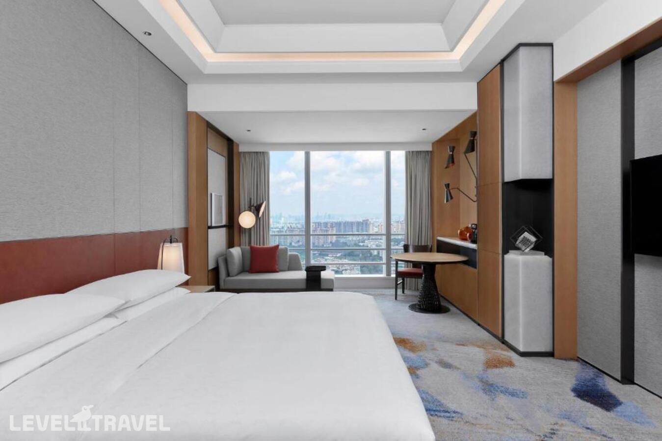 фотографии номера Номер Премьер отеля Sheraton Guangzhou Panyu в Китай(Гуанчжоу) - фото №1