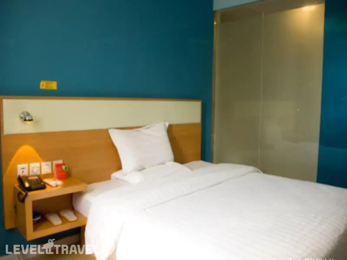 фотографии номера Одноместный номер отеля 7 Days Inn Guangzhou Shangxiajiu Branch в Китай(Гуанчжоу) - фото №3