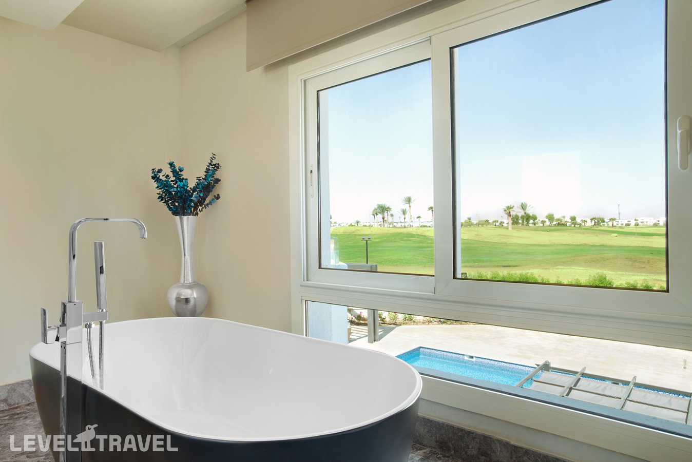 фотографии номера Президентская вилла (4 спальни) отеля Pickalbatros Luxury Suites Resort (Ex. Golf Villas & Suites) в Египет(Шарм-эль-Шейх) - фото №2