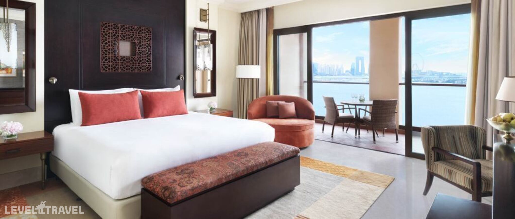 фотографии номера Семейный роскошный люкс отеля Fairmont The Palm в ОАЭ(Дубай Пальма) - фото №1