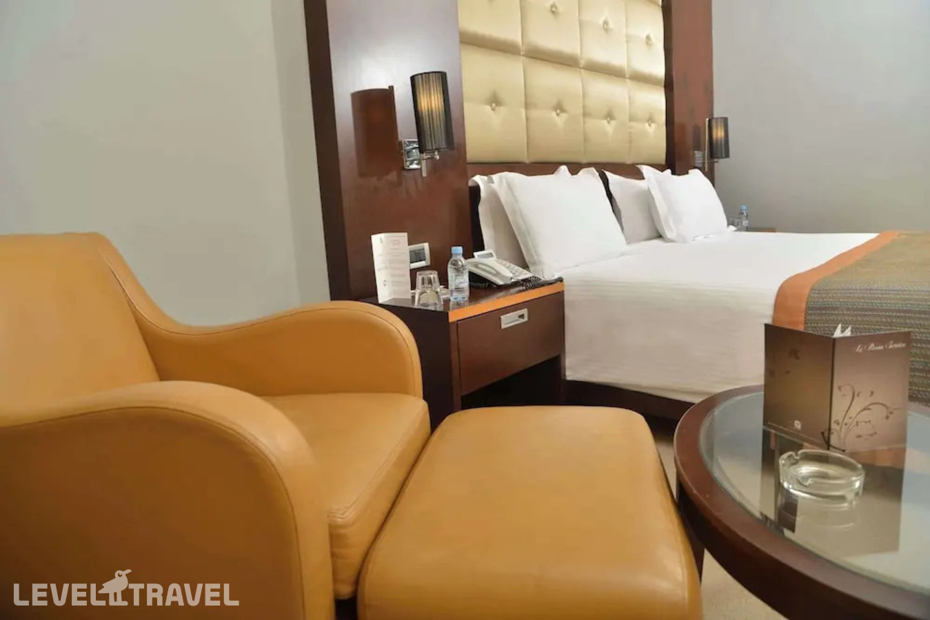 фотографии номера Делюкс с видом на бассейн отеля Golden Tulip Farah Casablanca в Марокко(Касабланка) - фото №11