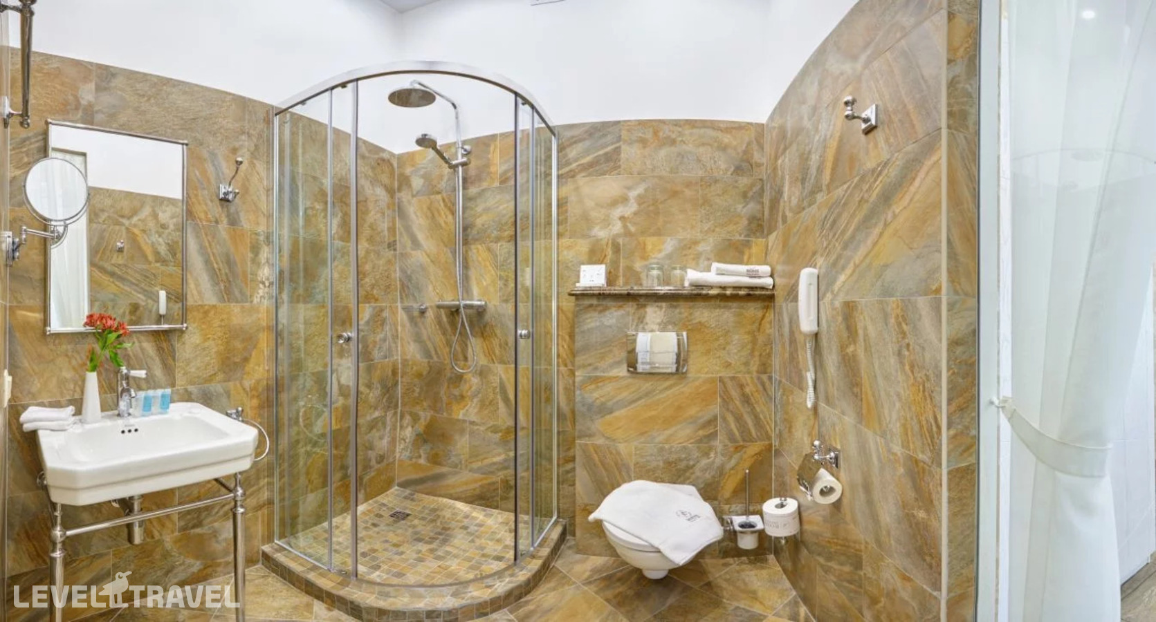 фотографии номера Улучшенный с видом на двор отеля Rossi Boutique Hotel & Spa в Россия(Центральный район) - фото №7