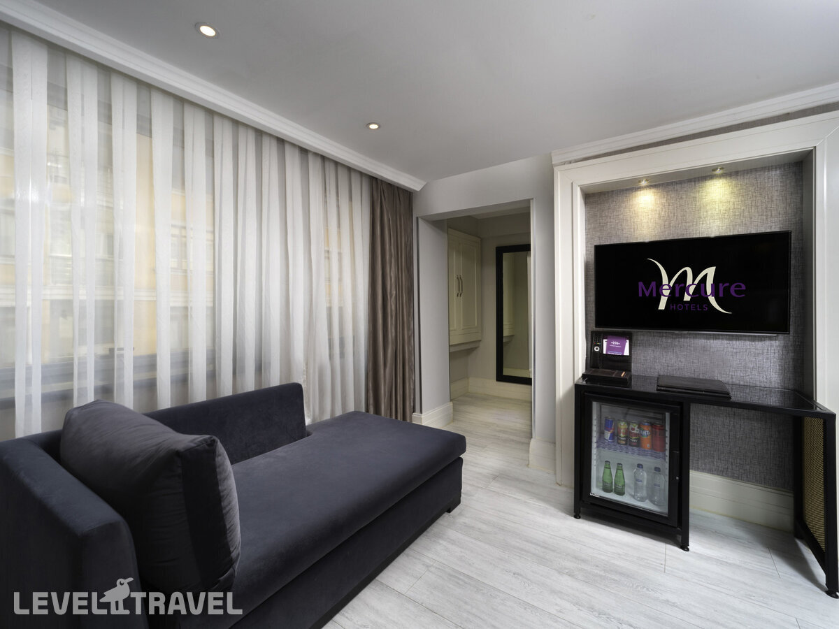 фотографии номера Улучшенный (две односпальные кровати) отеля Mercure Istanbul Bomonti в Турция(Бомонти) - фото №2