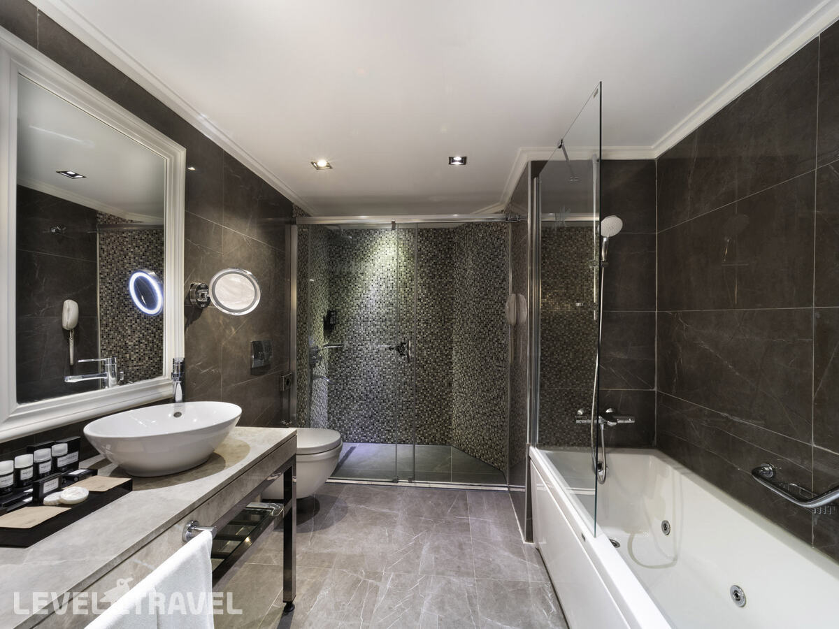 фотографии номера Представительский люкс отеля Mercure Istanbul Bomonti в Турция(Бомонти) - фото №3