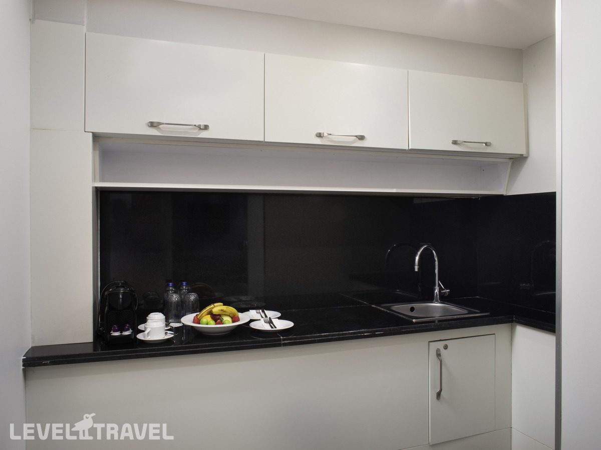 фотографии номера Представительский люкс отеля Mercure Istanbul Bomonti в Турция(Бомонти) - фото №5