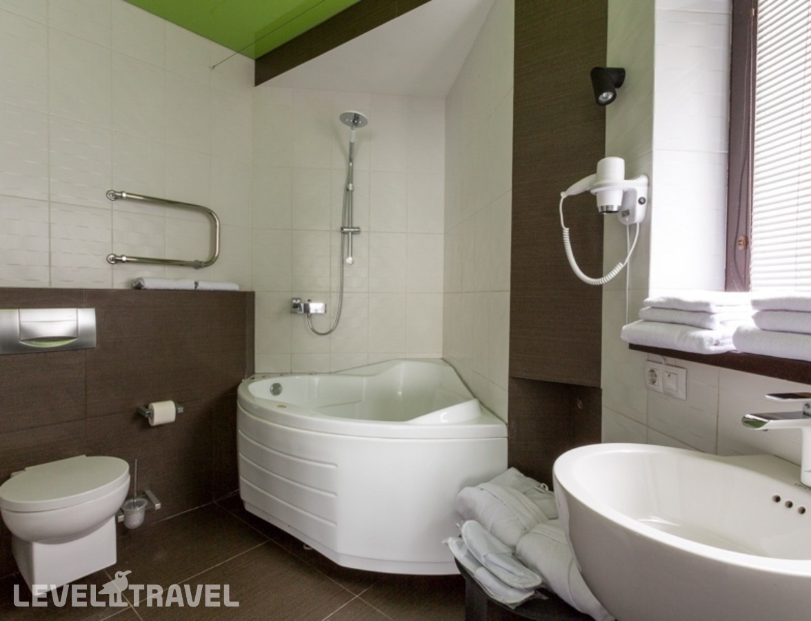 фотографии номера Люкс с джакузи №11 отеля 7 Террас (7 Terrass) в Россия(Самара) - фото №3