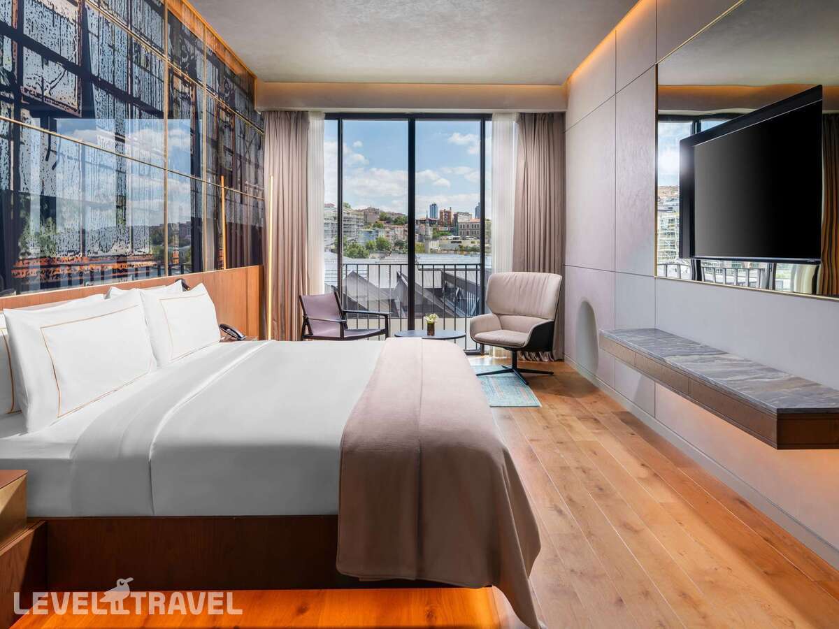 фотографии номера Люкс премиум с видом на море отеля Rixos Tersane Istanbul в Турция(Бейоглу) - фото №5