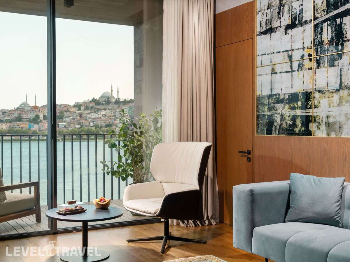 фотографии номера Люкс премиум с террасой отеля Rixos Tersane Istanbul в Турция(Бейоглу) - фото №5