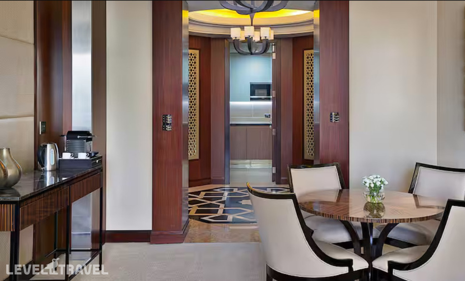 фотографии номера Люкс Residential c 1 спальней отеля Conrad Dubai (Ex. Conrad Dubai By Hilton) в ОАЭ(Дубай Джумейра) - фото №5
