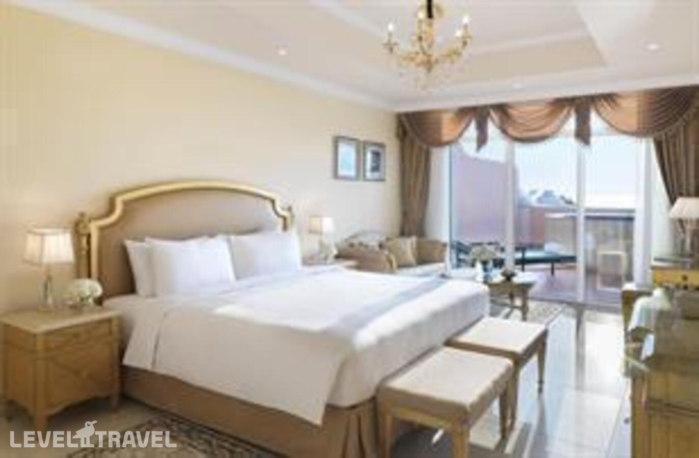 фотографии номера Улучшенный пентхаус (3 спальни) отеля Kempinski Hotel & Residence Palm Jumeirah в ОАЭ(Дубай Пальма) - фото №1