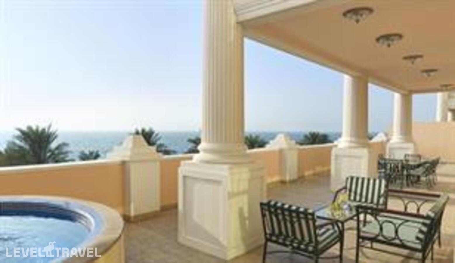 фотографии номера Улучшенный пентхаус (3 спальни) отеля Kempinski Hotel & Residence Palm Jumeirah в ОАЭ(Дубай Пальма) - фото №2