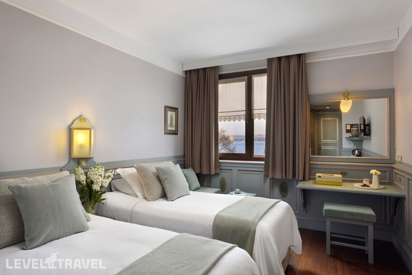 фотографии номера Делюкс с видом на море (две односпальные кровати) отеля Armada Istanbul Old City Hotel в Турция(Фатих) - фото №1